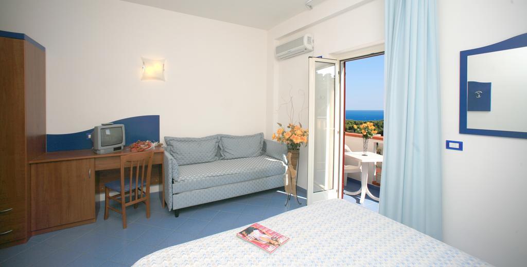 Albergo Godenizzo Peschici Exterior foto