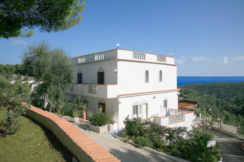 Albergo Godenizzo Peschici Exterior foto